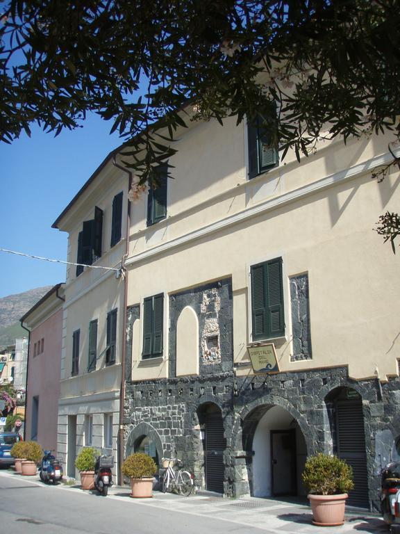 לבנטו Ospitalia Del Mare Hostel מראה חיצוני תמונה