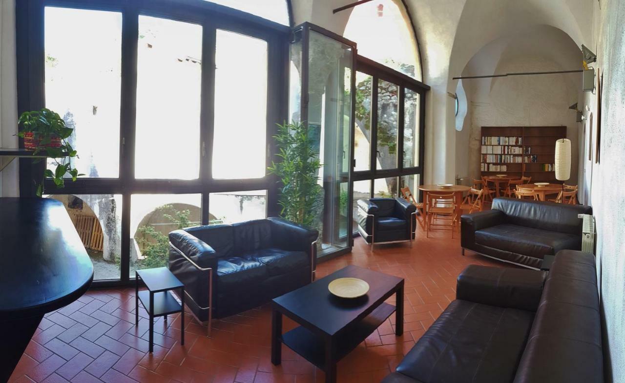לבנטו Ospitalia Del Mare Hostel מראה חיצוני תמונה